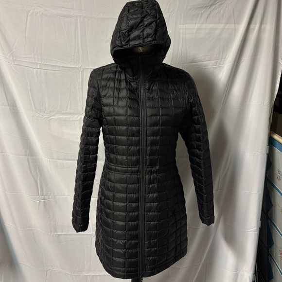 The North Face Jackets & Blazers - Black North Face puffer mid length coat